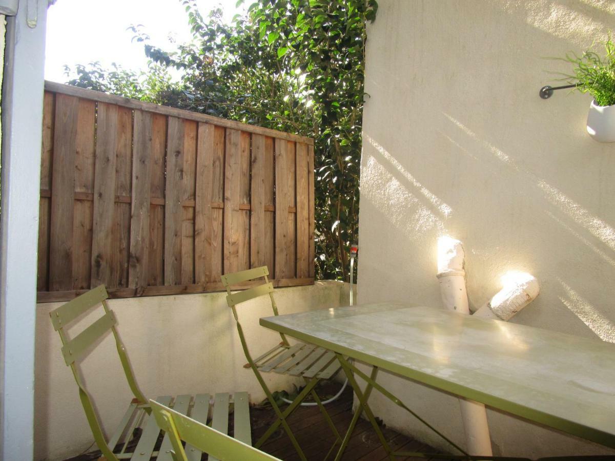 Maison 3 Chambres - Terrasse - Climatisation 10 Minutes A Pied Du Pont D'Avinyon Dış mekan fotoğraf