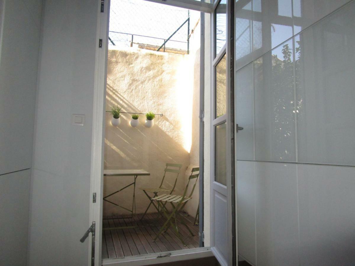 Maison 3 Chambres - Terrasse - Climatisation 10 Minutes A Pied Du Pont D'Avinyon Dış mekan fotoğraf